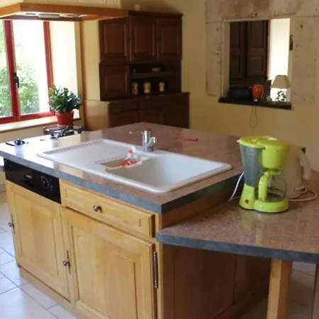 De Charme Avec Cheminée, Terrasse Et Garage à - Fr-1-585-10 Brixey-aux-Chanoines