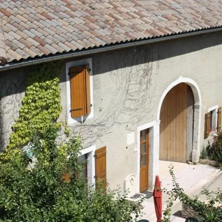 De Charme Avec Cheminee, Terrasse Et Garage A - Fr-1-585-10 Brixey-aux-Chanoines