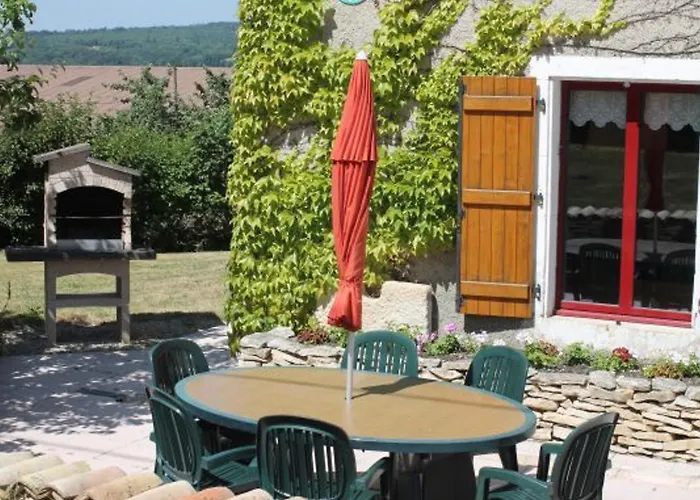 De Charme Avec Cheminee, Terrasse Et Garage A - Fr-1-585-10 * Brixey-aux-Chanoines